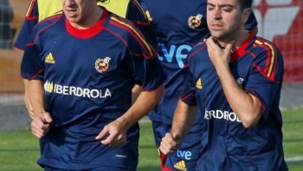 Без почивка за Шави срещу Португалия