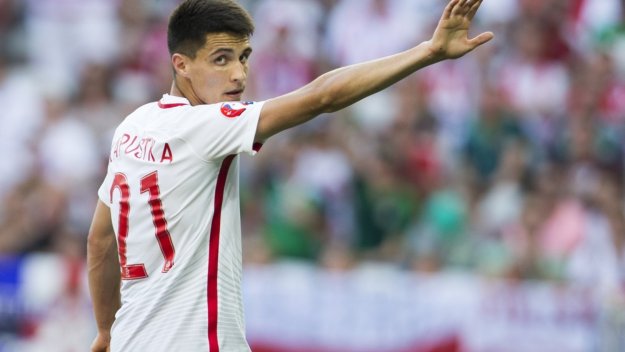 Лестър уреди полски национал