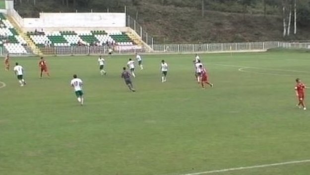 Юношите паднаха и от Ейре, загубиха шансове за европейското