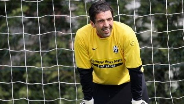 Джиджи се завръща във Виново!