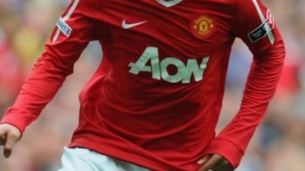 Севиля вади 12 милиона паунда за Бербатов