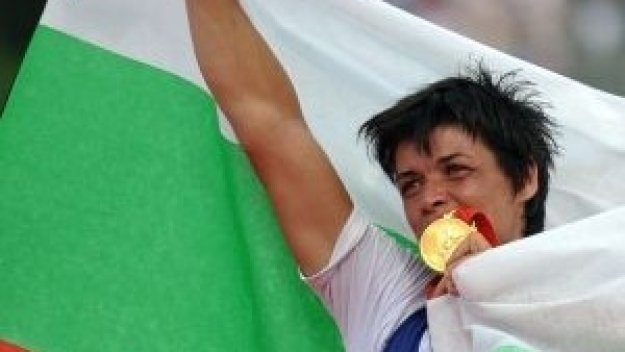 Руми Нейкова става шеф в Министерството на отбраната