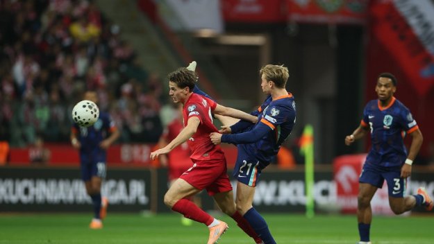 Нидерландия си гарантира визата за Световното