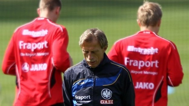 Кристоф Даум напусна Айнтрахт