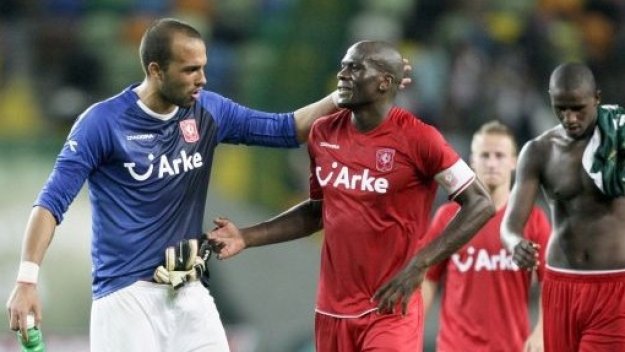 Твенте продължава с победите в Холандия