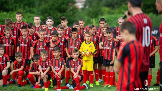 Milan Academy Junior Camp избухна в Панагюрище, идва ред на Несебър + СНИМКИ