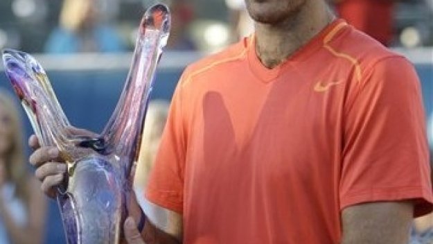 Дел Потро триумфира в Делрей Бийч