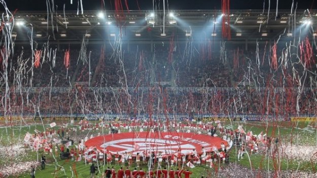 Откриха новия стадион в Майнц