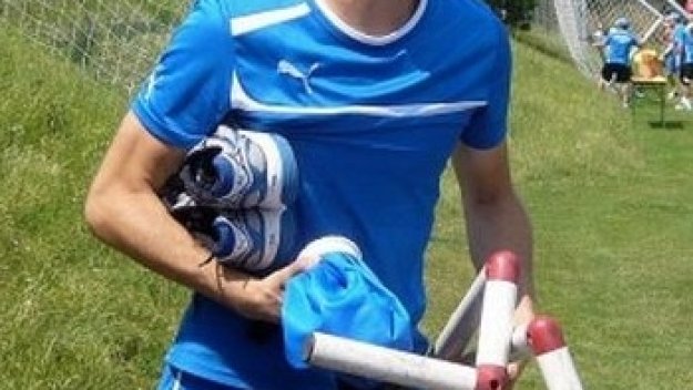 Ели се счупи