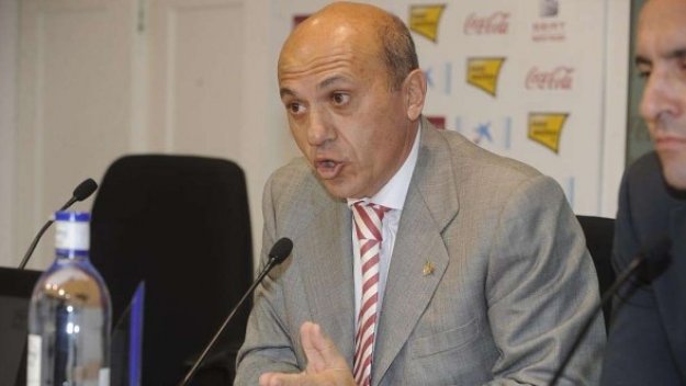 Емери замени Мичел на “Санчес Писхуан”