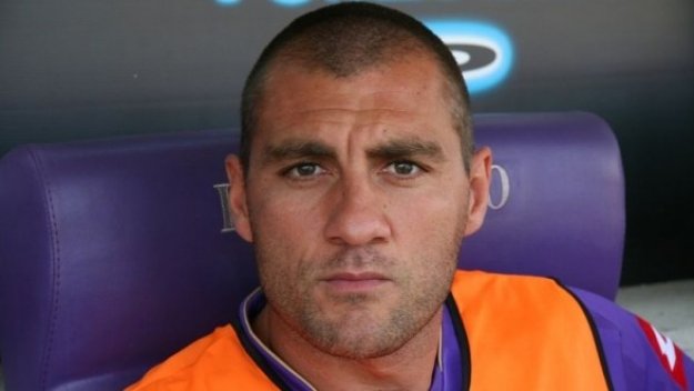 Бобо Виери поднови кариерата си, подписа с бразилски слабаци