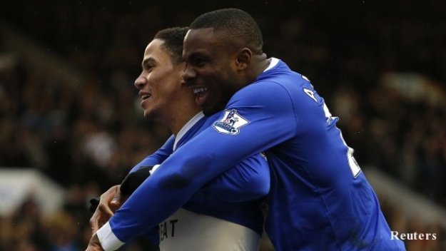 Евертън удължи агонията на КПР