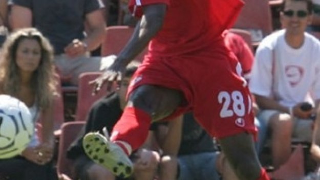 Наградиха Маркиньос за играч №1 на октомври