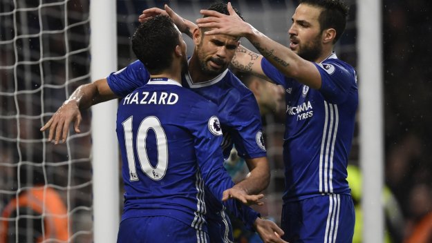 Азар: Не могат да ни бутнат от върха