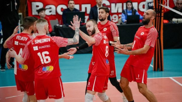 Спортът по телевизията днес, 17 април