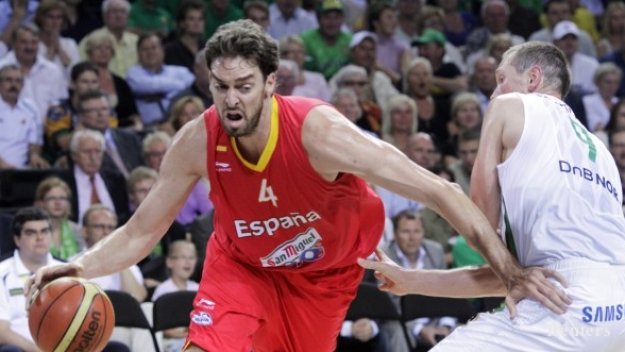 Испания се справи със Словения