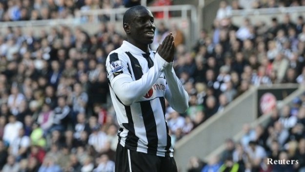 Нюкасъл отново падна у дома