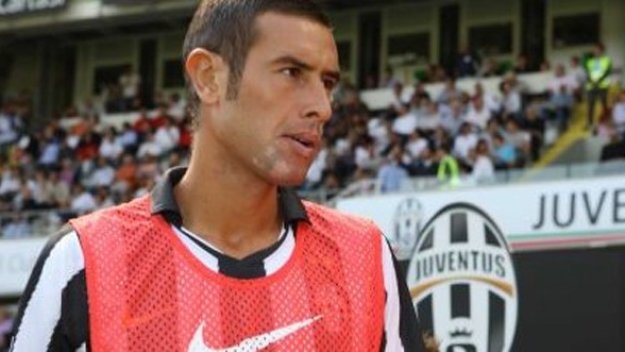 Оперираха Ринаудо