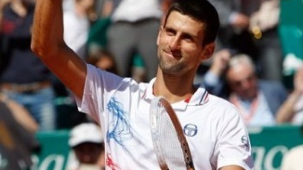 Новак Джокович : Никой не харесва синия клей