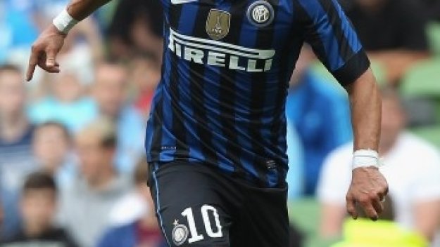 Уесли Снайдер: Не е изключено да премина в Манчестър Юнайтед