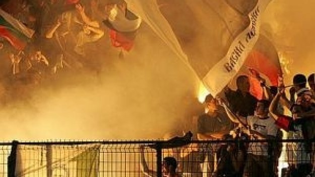 ЦСКА и Левски гонят последния влак