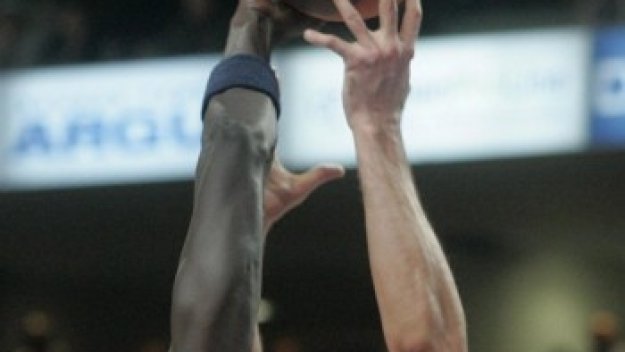 Литовци изненадаха Барса в Евролигата