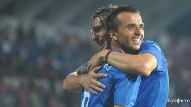 Три &quot;акули&quot; напуснаха Черноморец