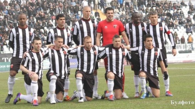 Локо Пловдив без шестима титуляри срещу Калиакра