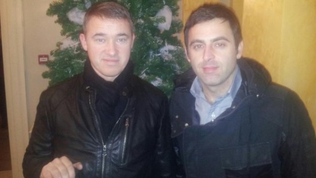 Големите противници Хендри и О'Съливан станаха приятели