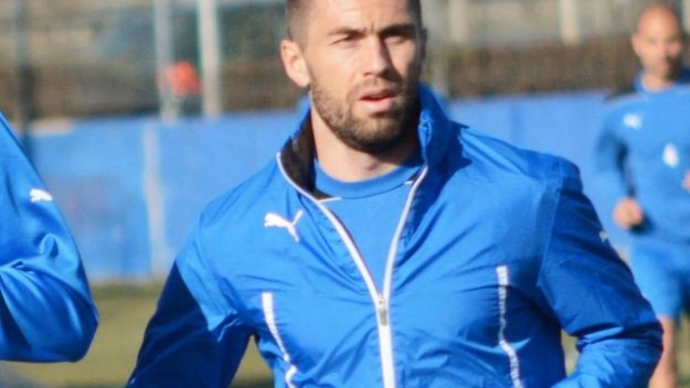 Пламен Крумов с аркада във "вечното дерби"