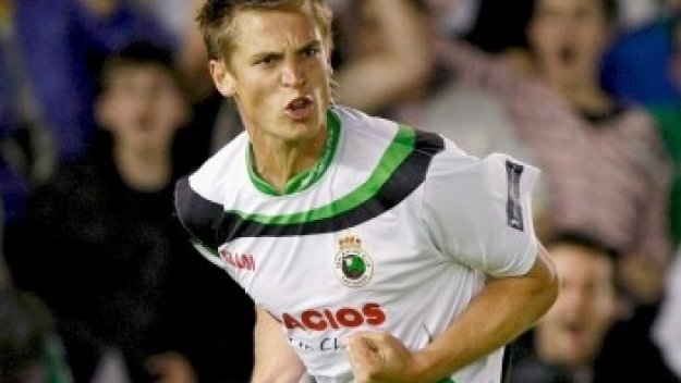 Сантандер оцеля след 2:1 срещу Атлетико