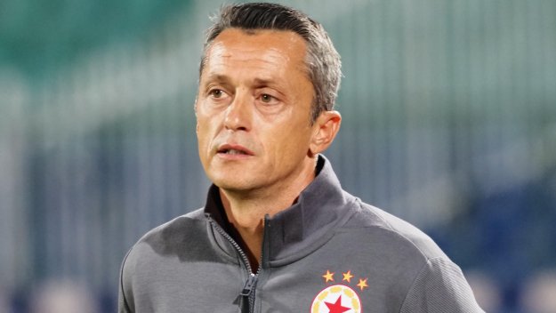 Ще го уволни ли ЦСКА? Христо Янев бесен след драмата