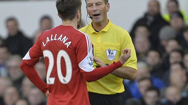 Оневиниха рефера Марк Клатънбърг