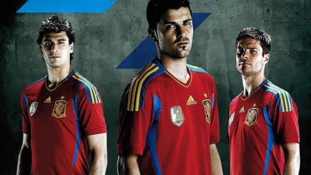 Вия, Алонсо и Йоренте разкъсват кожата си за новия екип + ВИДЕО