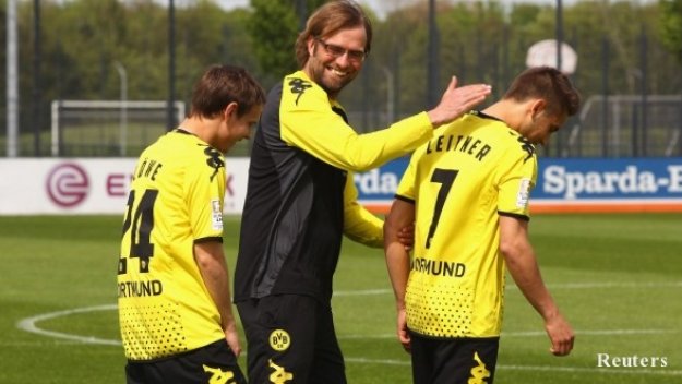 Официално: Дортмунд разкара двама младоци