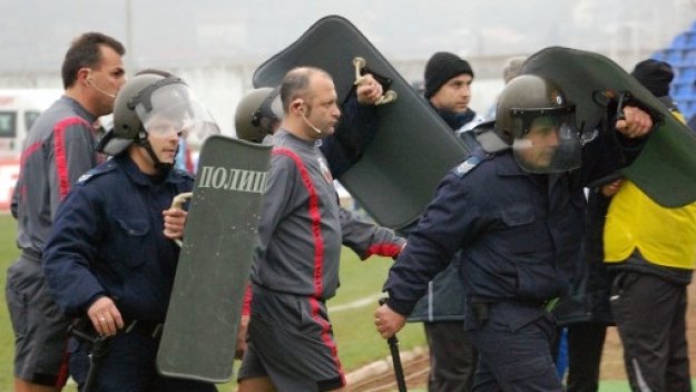 Ристосков пак се кани да топи БФС