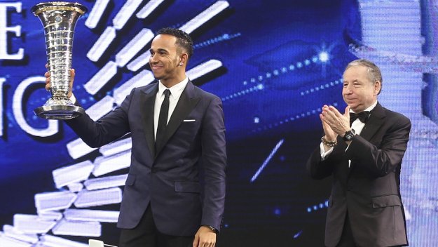 Хамилтън иска да се изравни със Сена