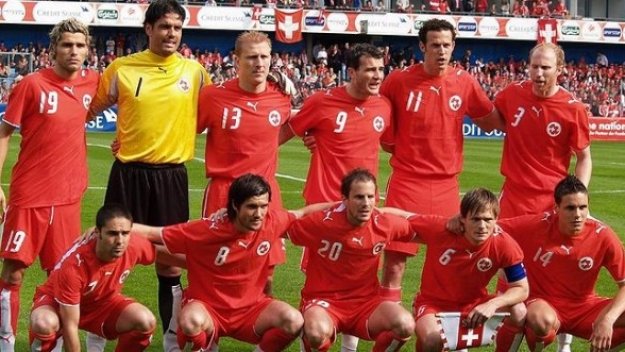 Швейцарците пристигат днес