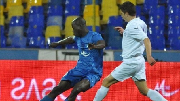 Дембеле оздравя. С Йовов попаднаха в групата на &quot;сините&quot; за Черно море