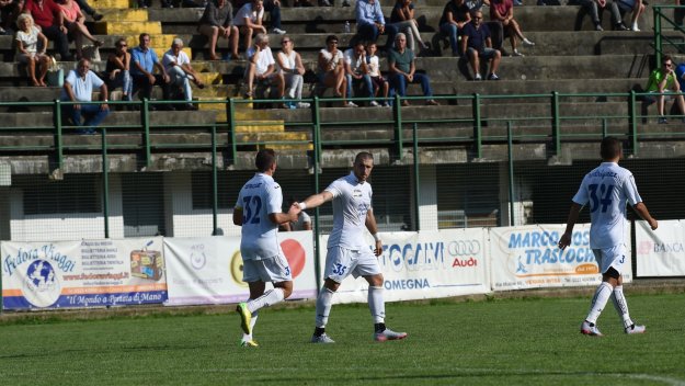 novaracalcio.com