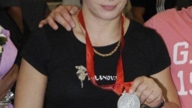 Станка Златева тренира заедно с най-голямата си заплаха