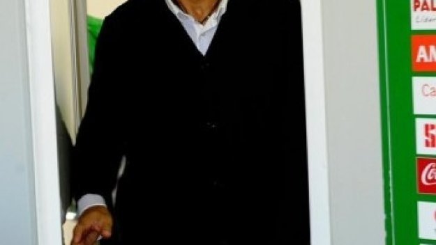 Сантандер изрита треньора