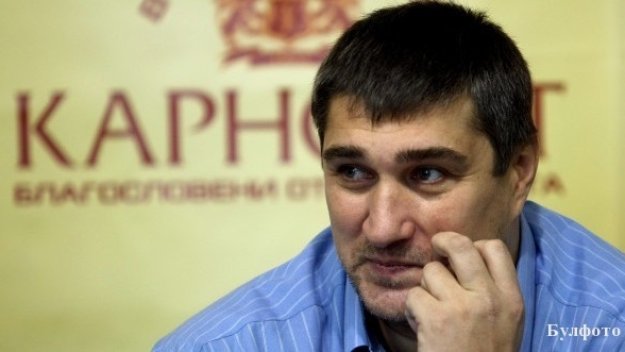 Любо Ганев твърдо срещу Радо Стойчев