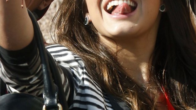 Бруна сложила рога на Неймар