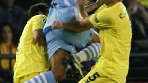 Найджъл де Йонг бяга в Интер