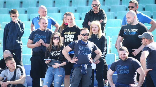 Левски отново го закъса за пари: НАП натисна "сините" за дълговете