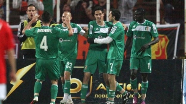 Литекс без четирима титуляри във Варна