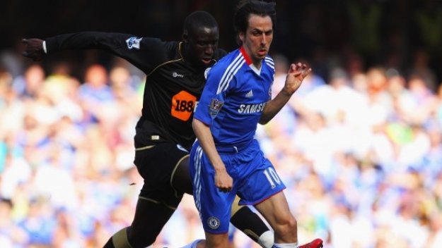 ОФИЦИАЛНО: Арсенал привлече Бенаюн под наем за целия нов сезон