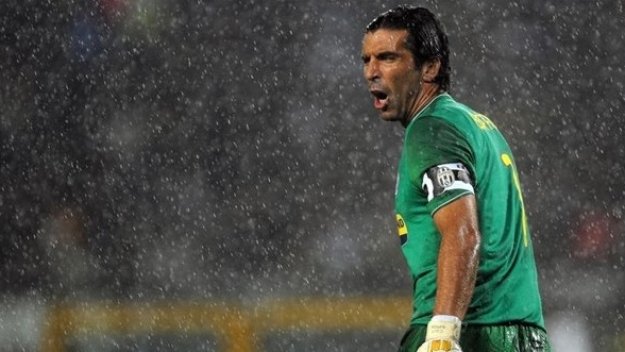 Дел Нери съсече Буфон: Ще играе чак за купата