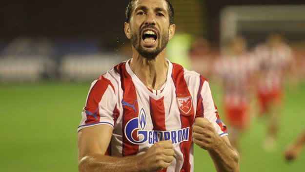 Левски може да привлече футболист на Цървена звезда